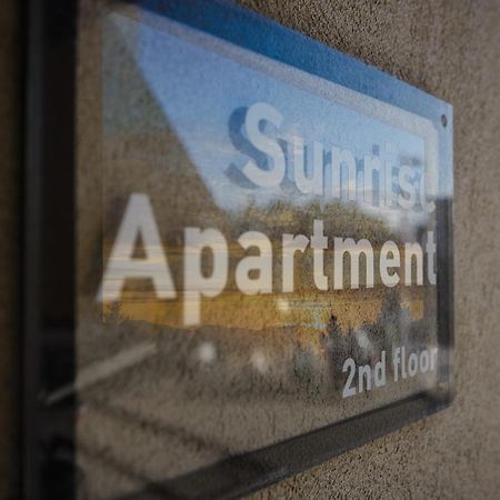 Sunrise Apartment 伊拉克利翁 外观 照片
